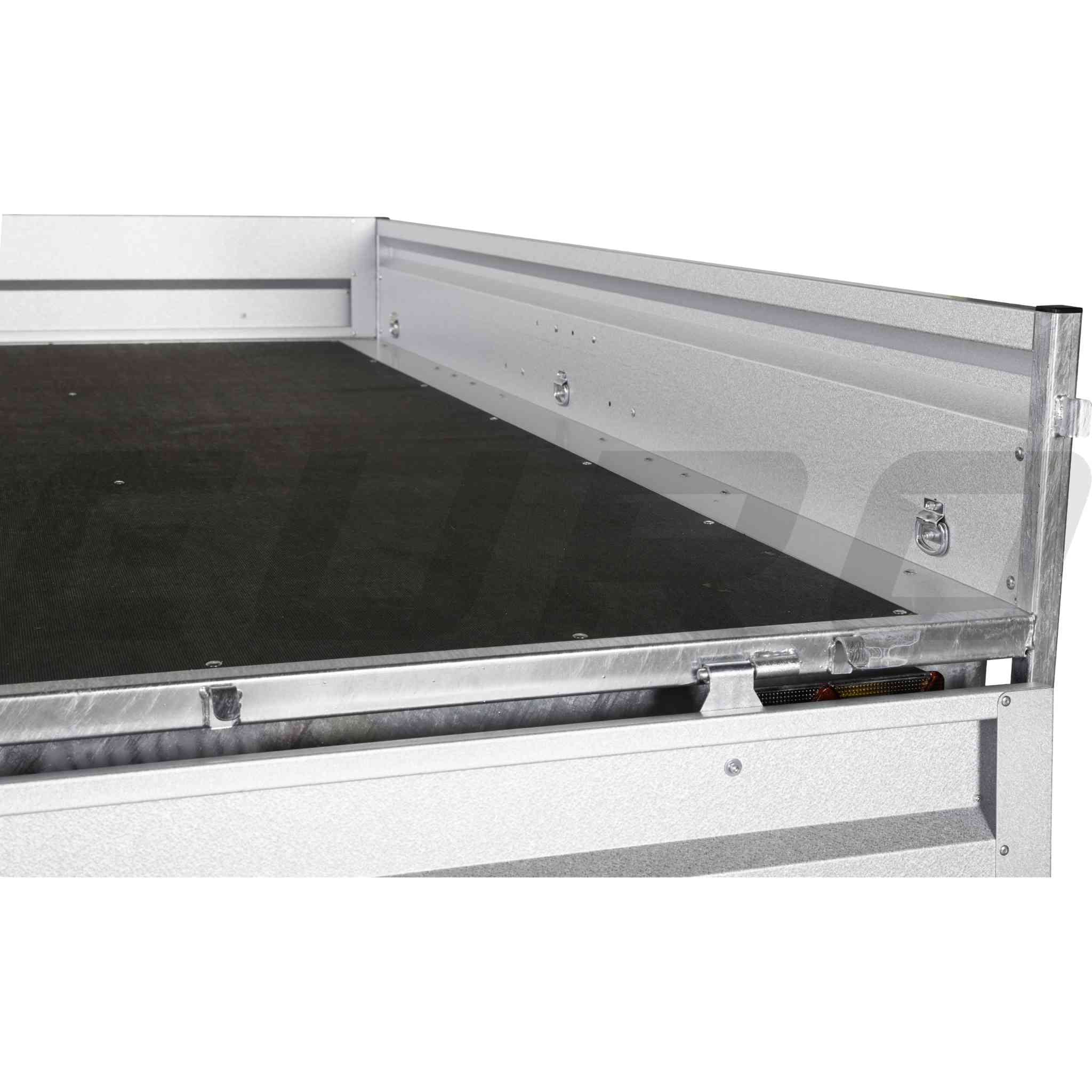 TZ000256 Trailer Variant 715 S3 Vip Tip Basic Fritidstrailer 0715S335U Euro Trailer