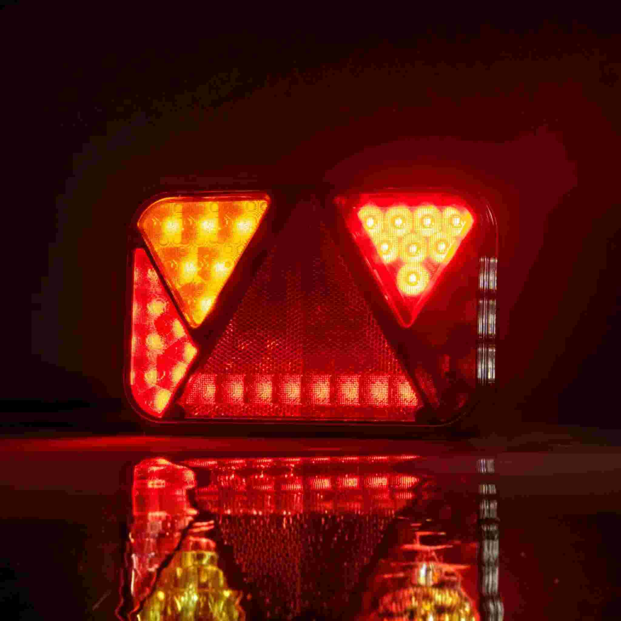 TZ00277 Trailer Euro Fristom FT-270 LED Venstre Baglygte LEDBaglyte Modstand Original