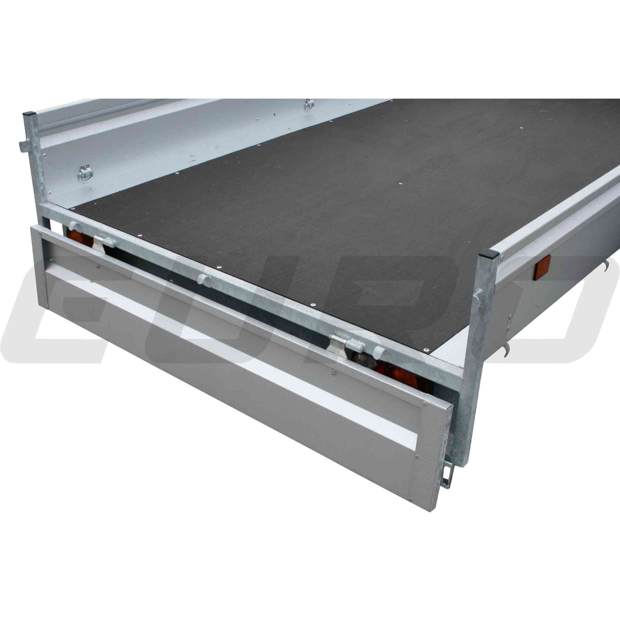 TZ000257 Trailer Variant B715 S3 Vip Tip Basic Fritidstrailer B715S335U Euro Trailer