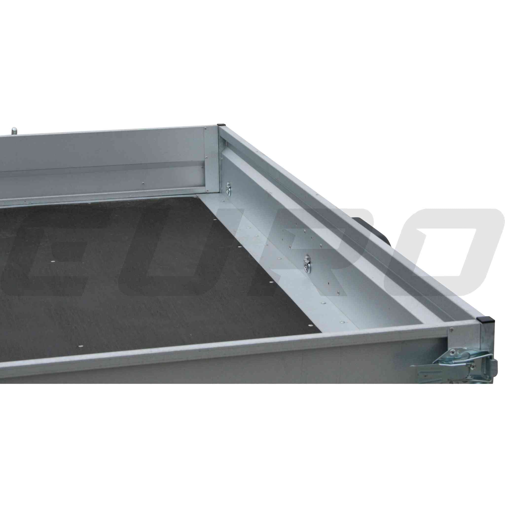 TZ000257 Trailer Variant B715 S3 Vip Tip Basic Fritidstrailer B715S335U Euro Trailer